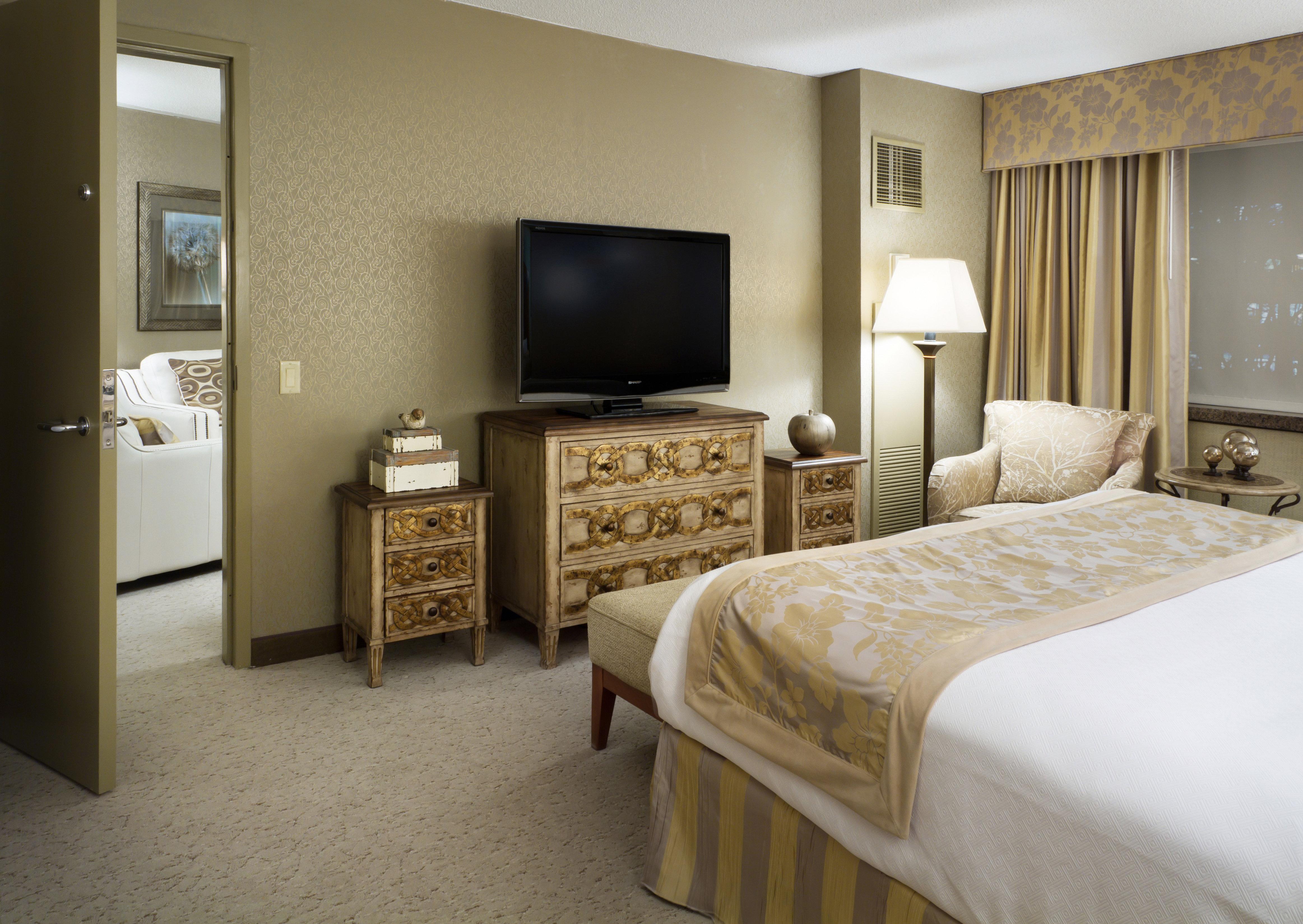 Crowne Plaza Minneapolis West By Ihg Plymouth Exterior photo